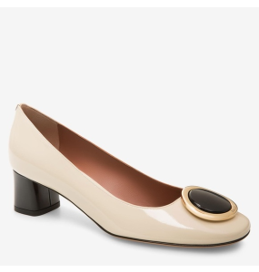 BALLY Off-White Block Heel Shiny Leather Pump	(Size 39.5)